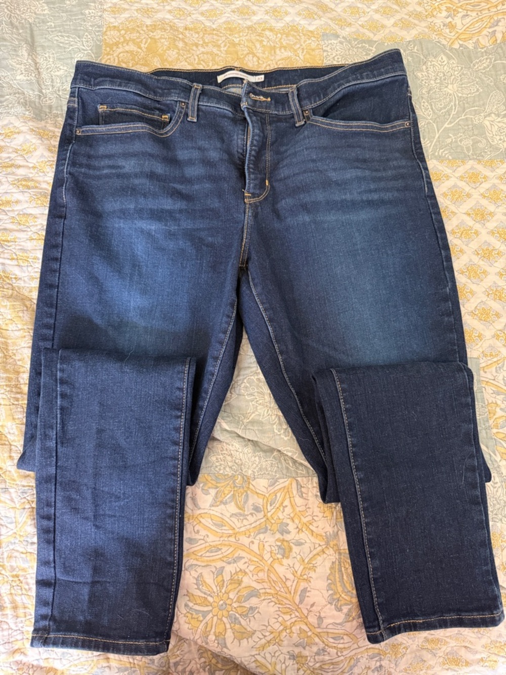 Levi's Women's Navy Stretch Skinny Jeans